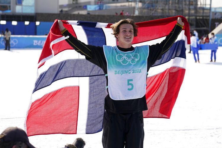 Norway's Ruud wins Olympic gold year after father's death